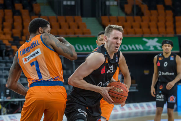 鹏的加盟 鹏的加盟