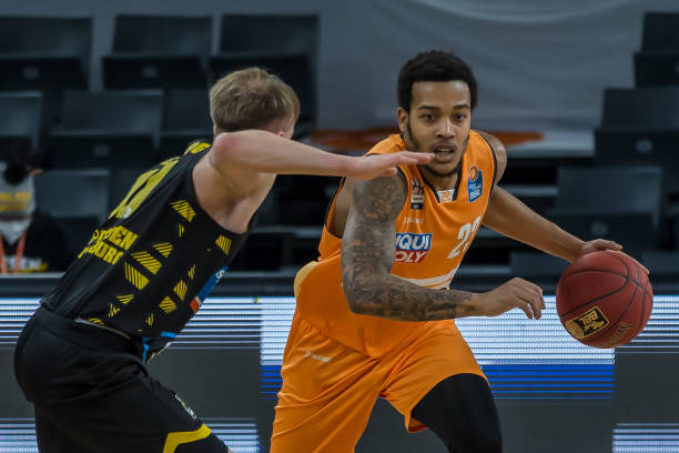 尤其是关于 尤其是关于